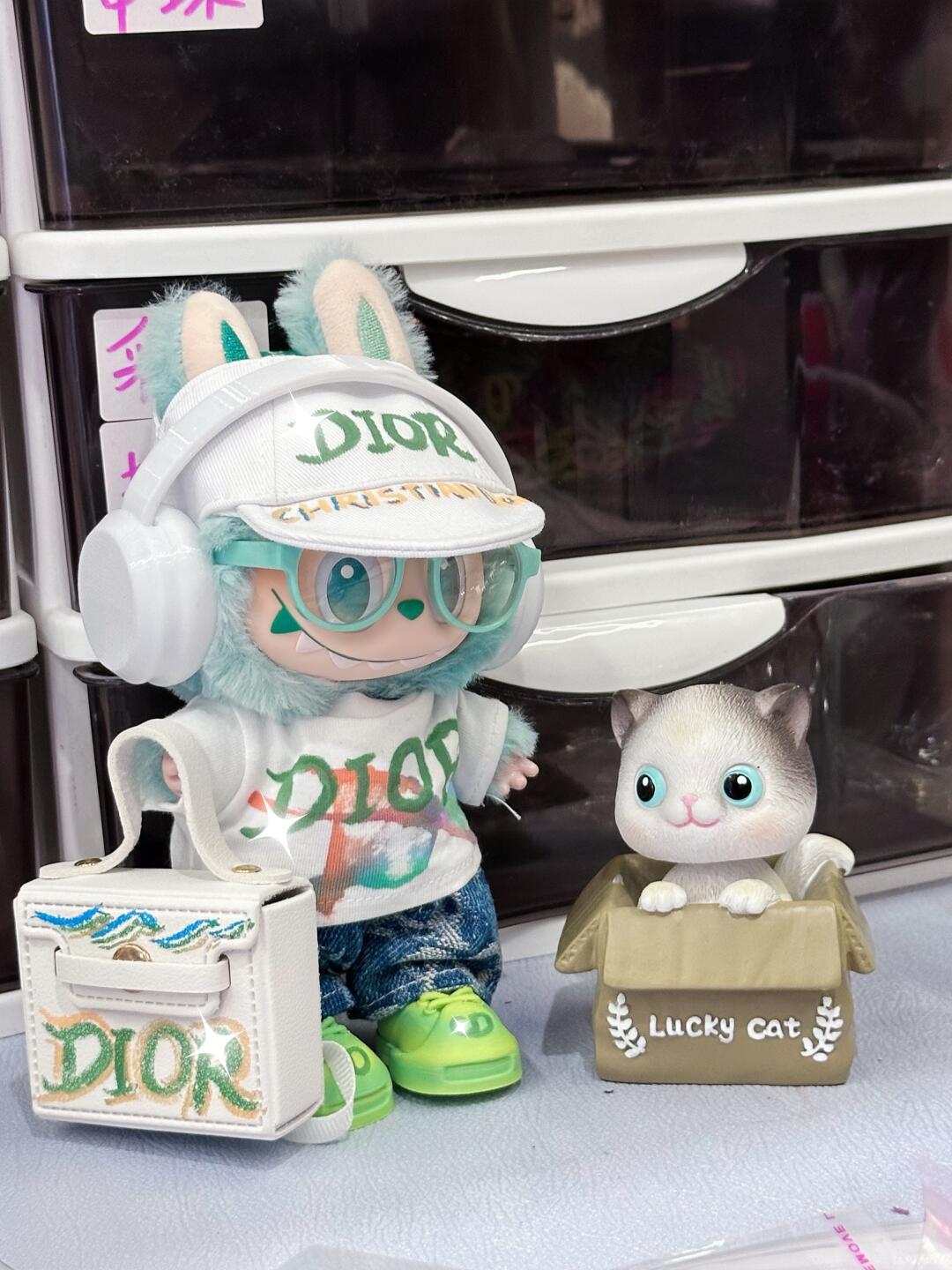 Labubu Clothes - Customized D Set with Landscape Pattern