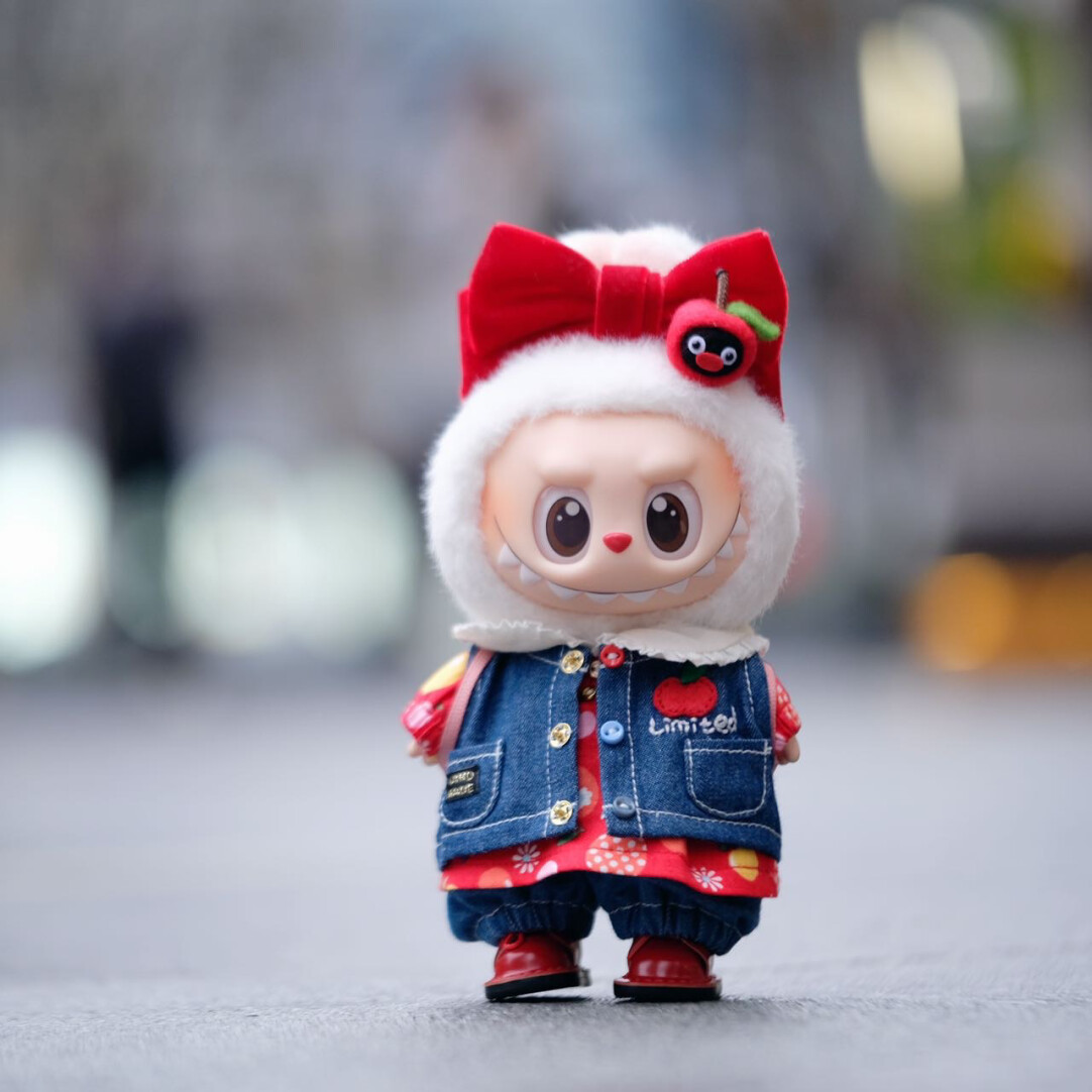 Labubu Accessories - Little Apple Embroidered Vest - Image 2