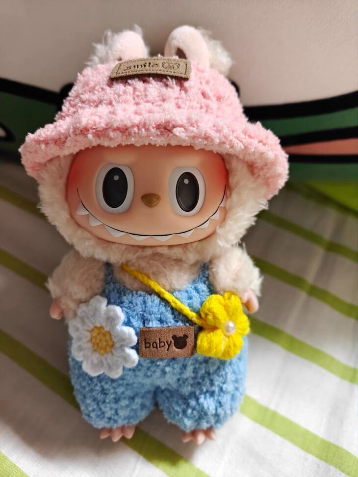 Labubu Clothes - Hand-Crocheted Suit for 17CM Doll - Image 10