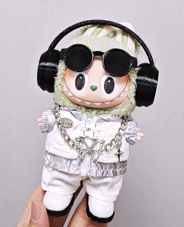 Labubu Clothes - Silver Trench Coat Suit for 17CM Doll