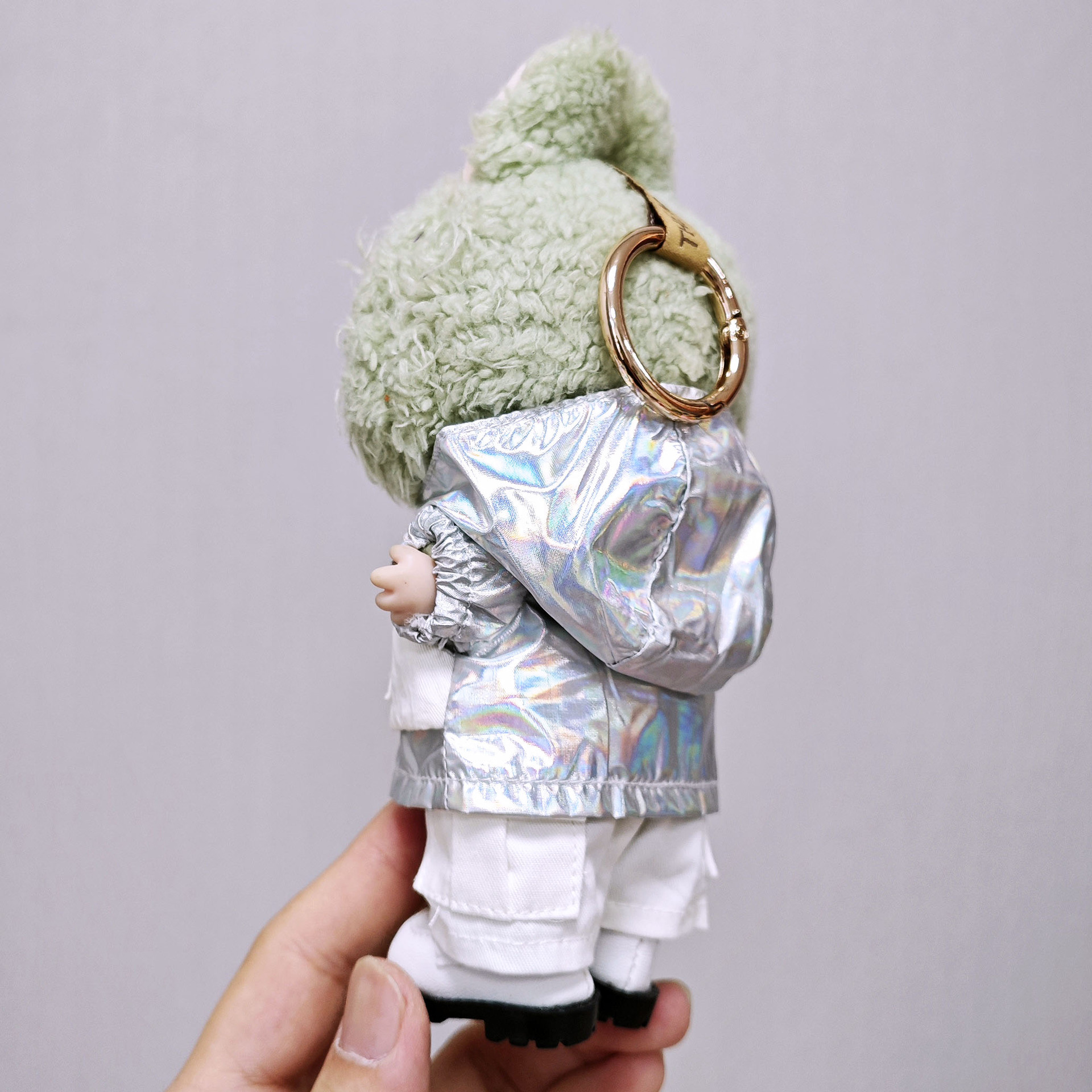 Labubu Clothes - Silver Trench Coat Suit for 17CM Doll - Image 3